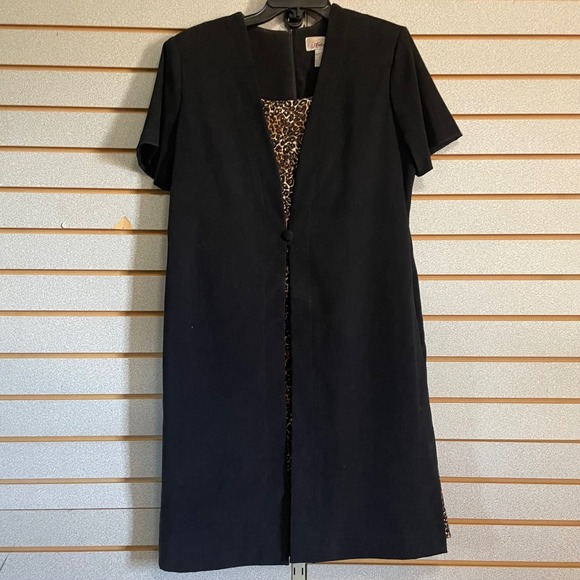 Worthington Dresses & Skirts - Worthington Dress Women's Size 12 Black Animal Print‎ Short Sleeve Career